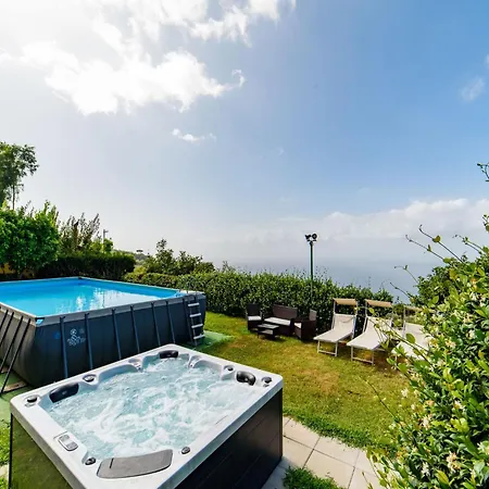 Modern And Spacious In Sorrent