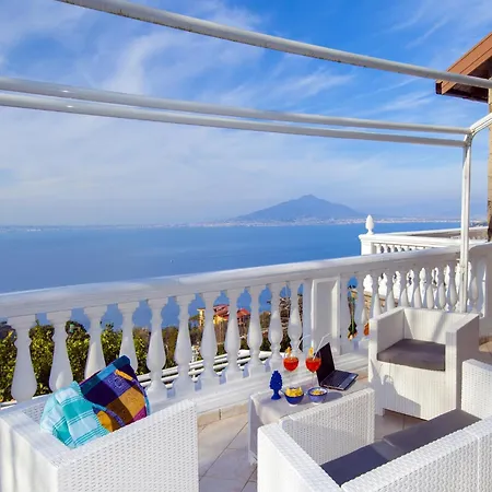 Vila Modern And Spacious In Sorrento